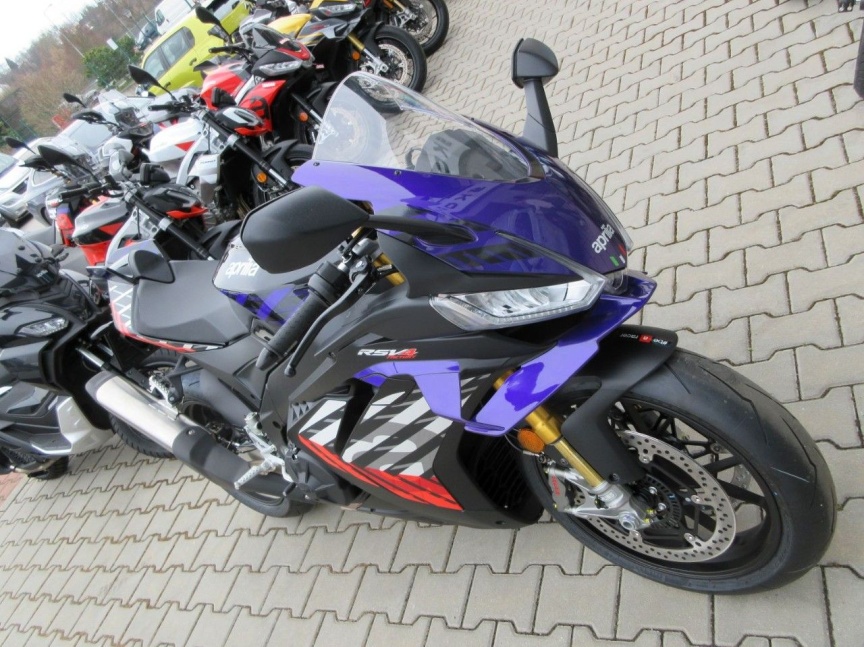 Aprilia RSV4 1100 FACTORY MY26