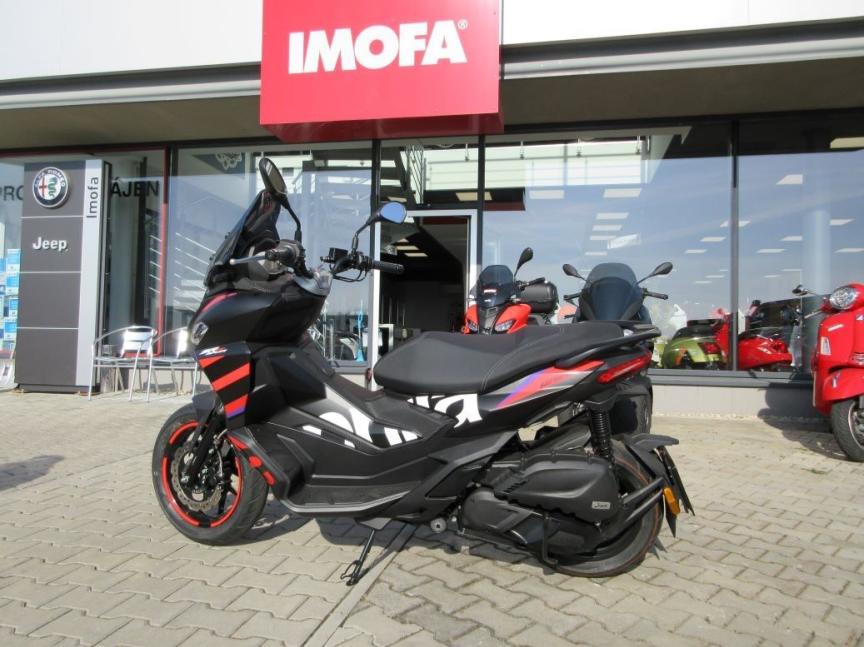 Aprilia SR GT 125 GP Replica e5