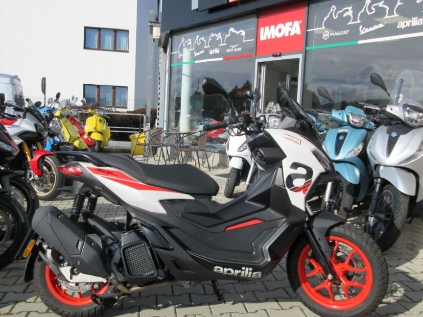 Aprilia SR GT 125 Sport E5