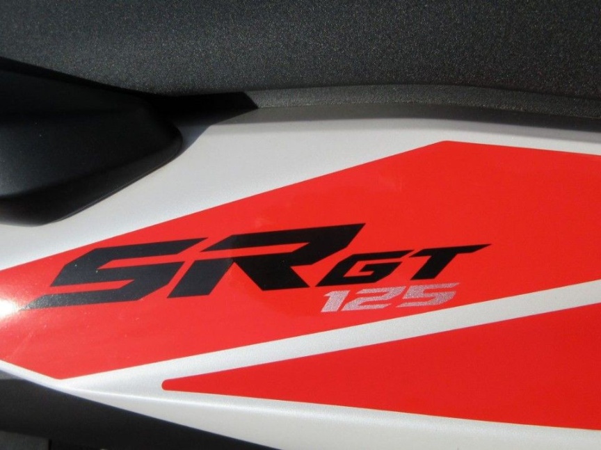 Aprilia SR GT 125 Sport E5
