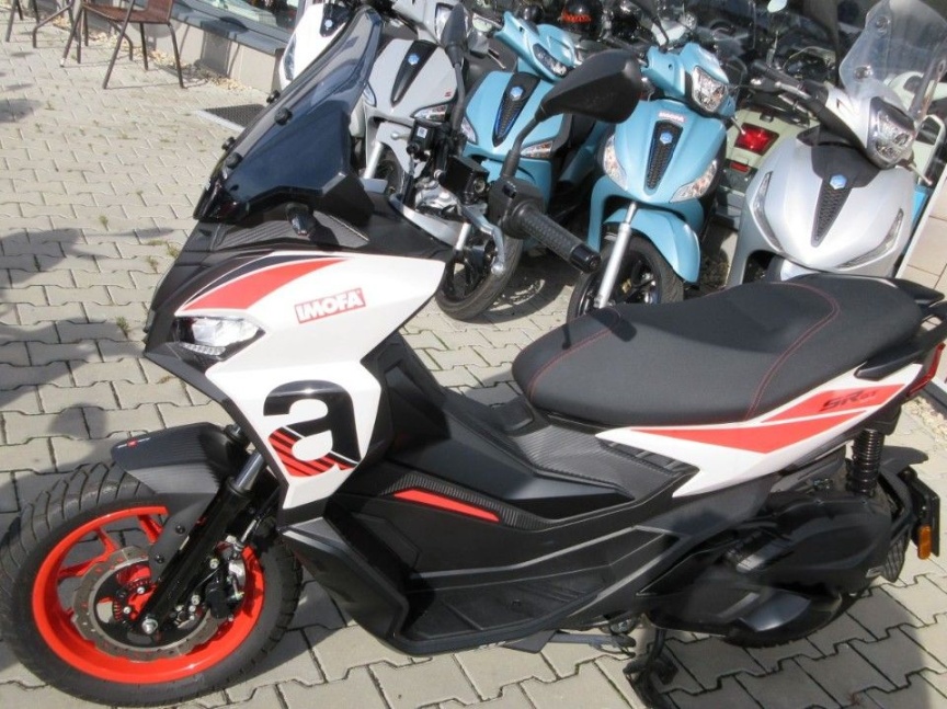 Aprilia SR GT 125 Sport E5