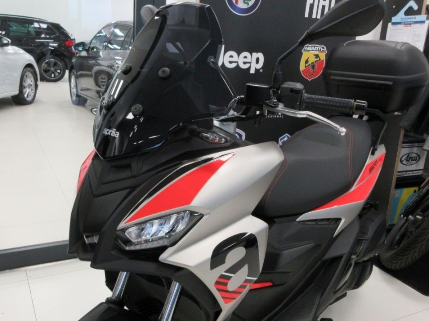 Aprilia SR GT 125 Sport E5