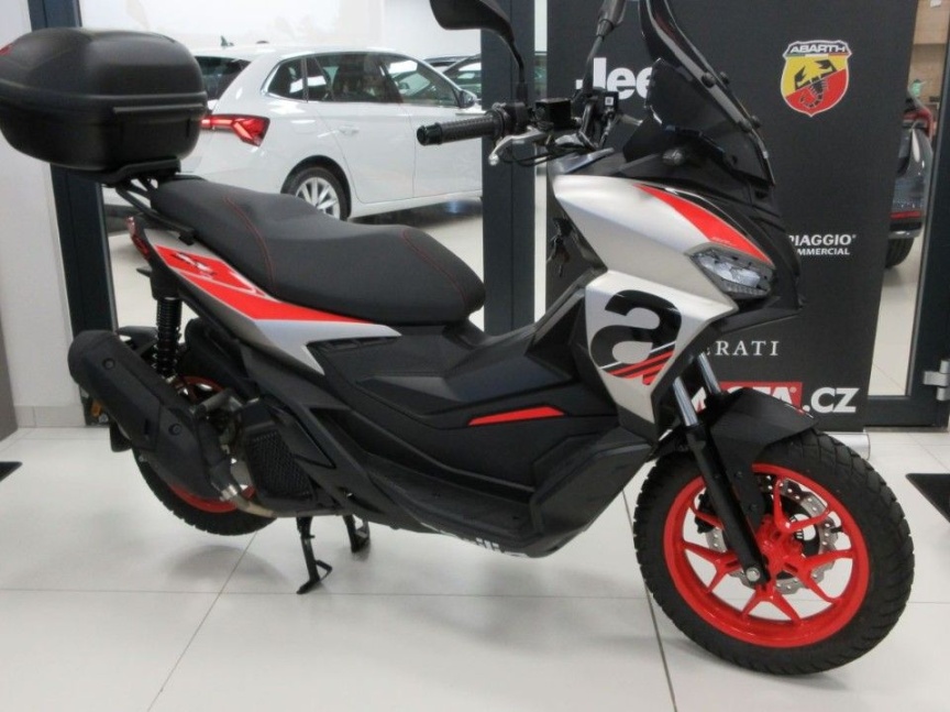 Aprilia SR GT 125 Sport E5