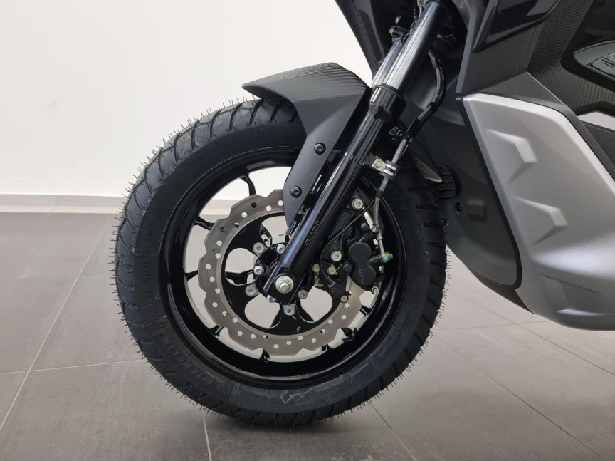 Aprilia SR GT 200 Urban