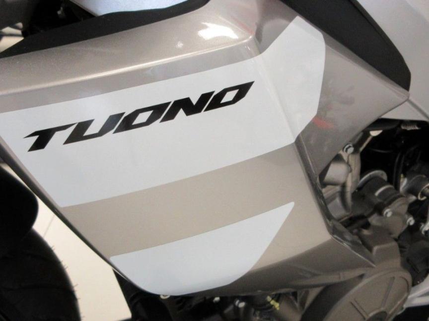 Aprilia Tuono 457