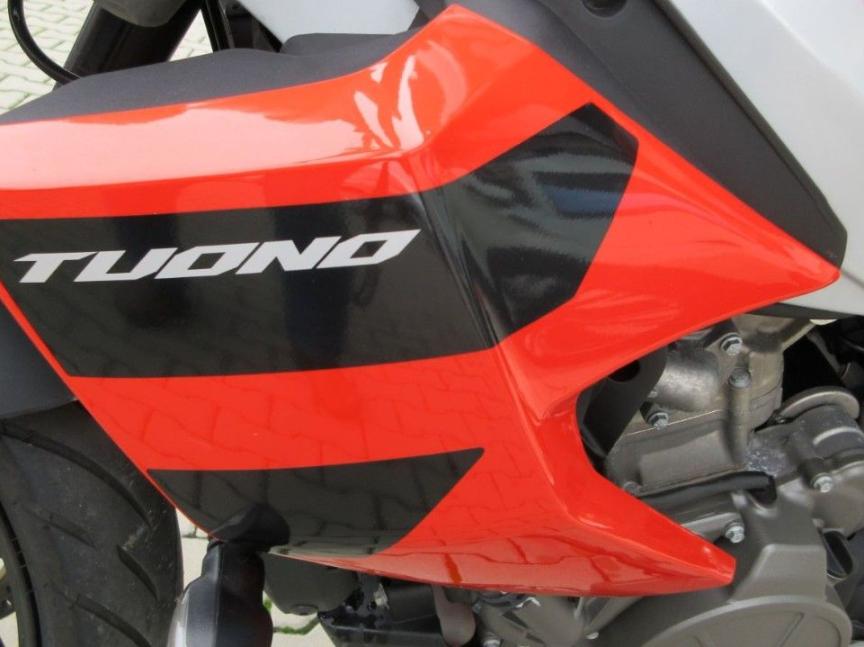 Aprilia Tuono 457