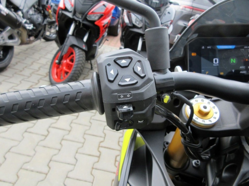 Aprilia Tuono 660 Factory e5+