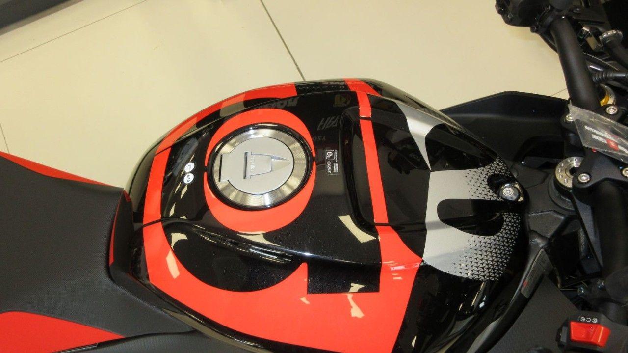 Aprilia Tuono V4 1100 Factory MY2025