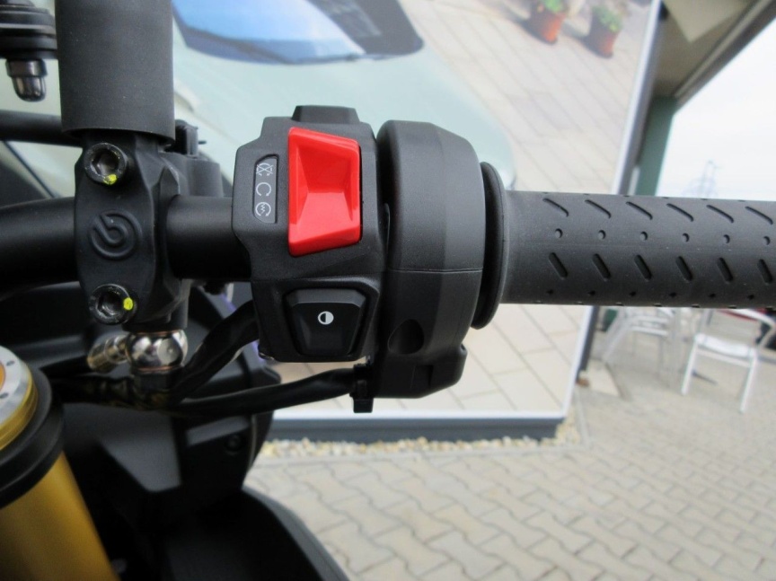 Aprilia Tuono V4 1100 Factory MY2026