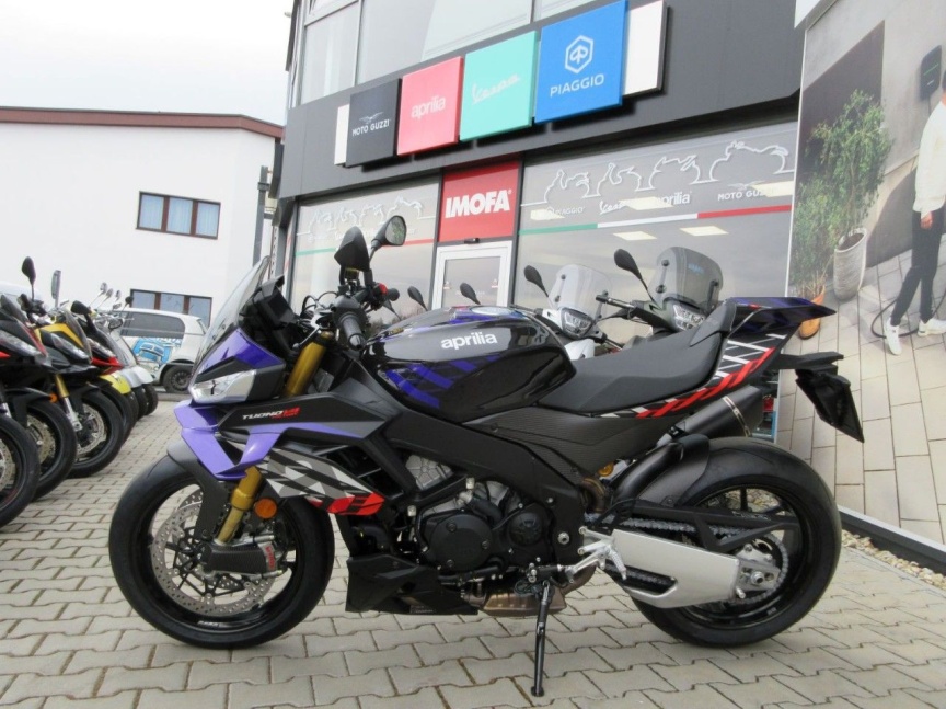 Aprilia Tuono V4 1100 Factory MY2026