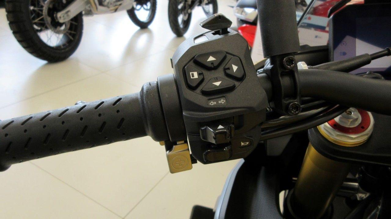 Aprilia Tuono V4 1100 MY25