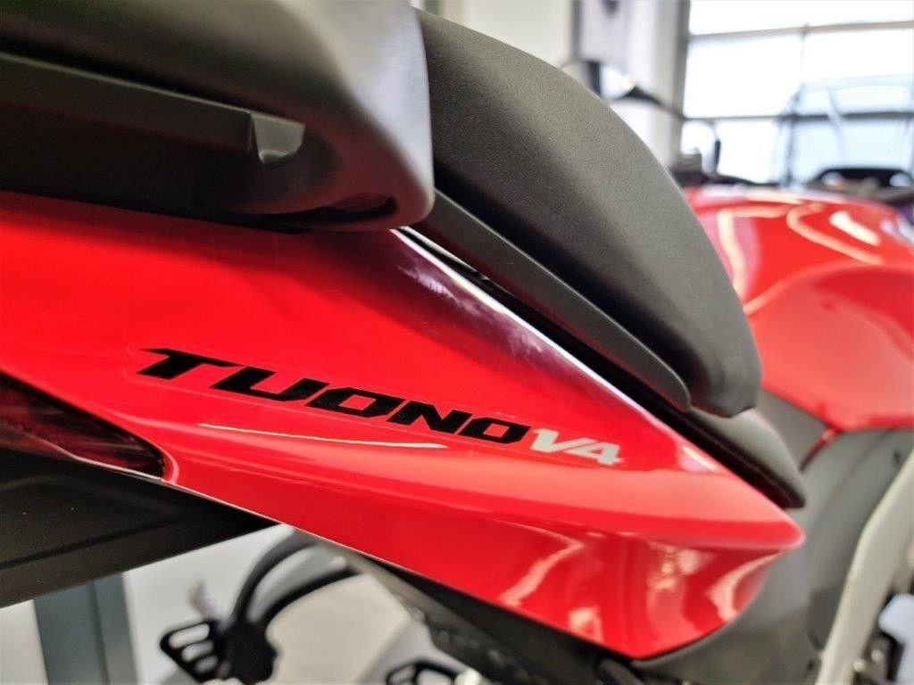 Aprilia Tuono V4 1100 RR