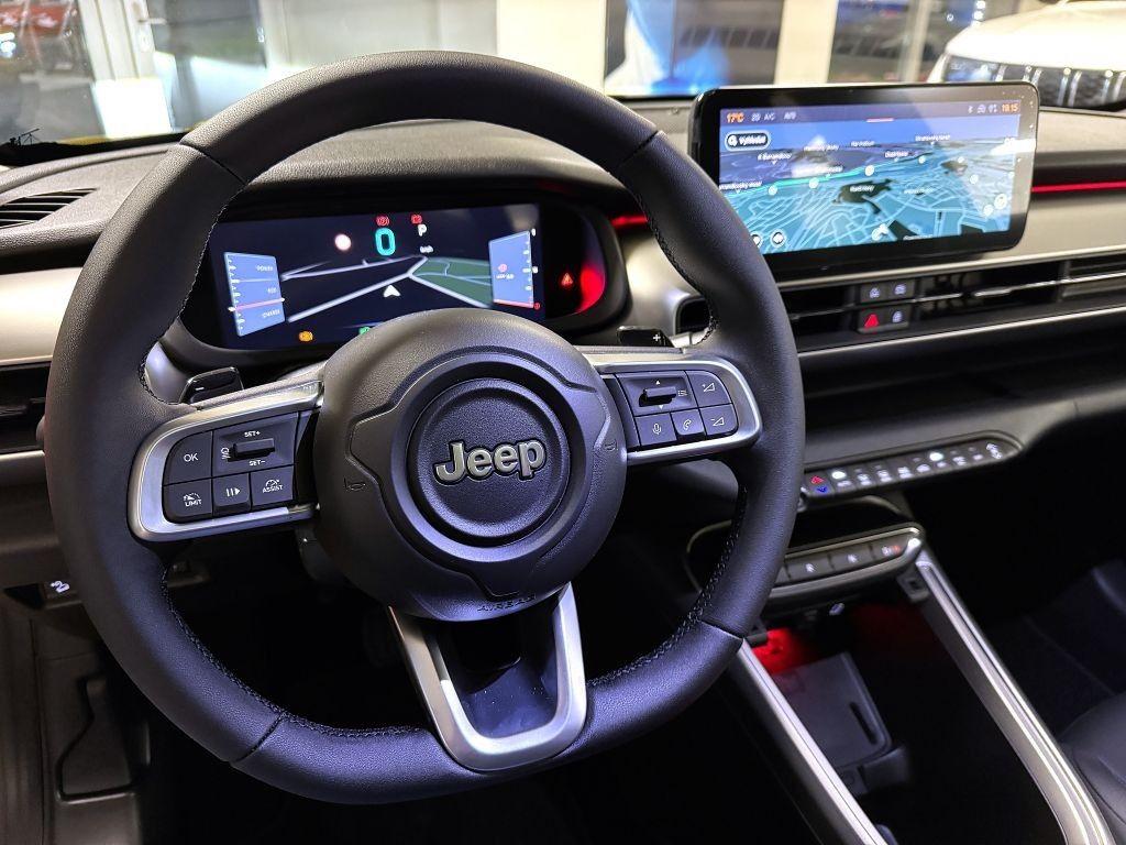 Jeep Avenger 1.2 T e-Hybrid AT 110k Summit *224*