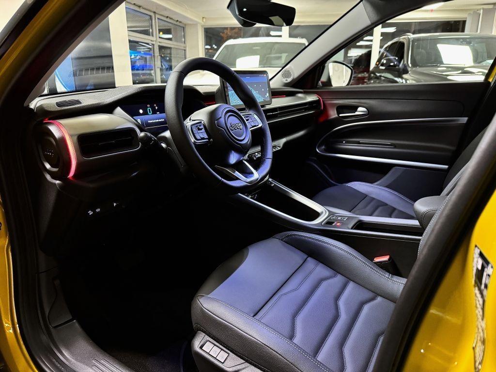 Jeep Avenger 1.2 T e-Hybrid AT 110k Summit *224*