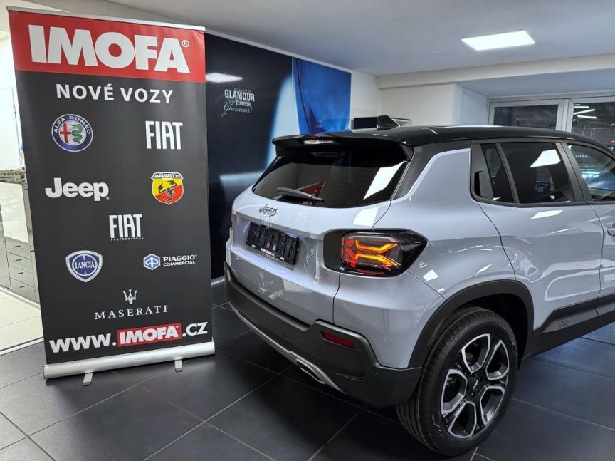 Jeep Avenger 1.2 T e-Hybrid AT 110k Summit *472* u