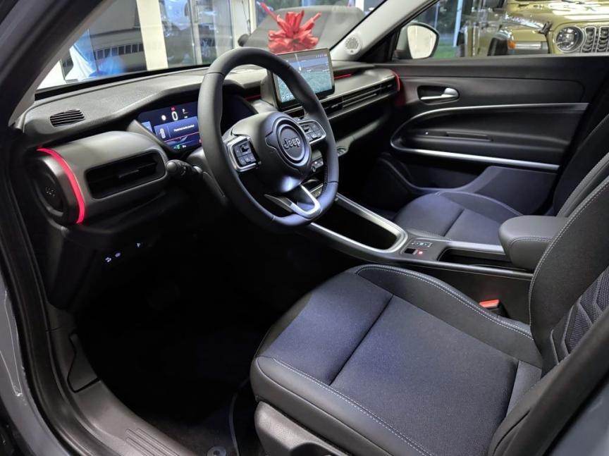 Jeep Avenger 1.2 T e-Hybrid AT 110k Summit *472* u
