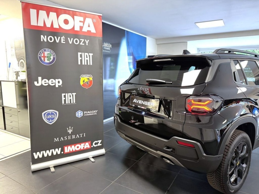 Jeep Avenger 1.2 T e-hybrid AT 145k 4xe The North Face *450*