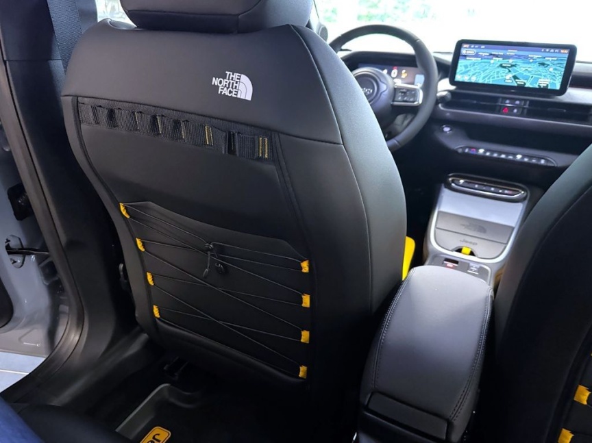 Jeep Avenger 1.2 T e-hybrid AT 145k 4xe The North Face *o403*