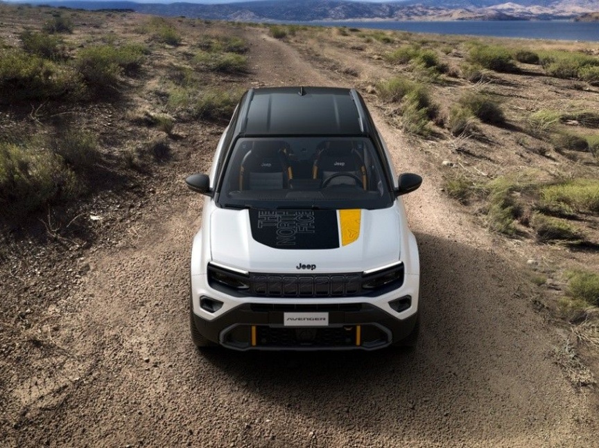 Jeep Avenger 1.2 T e-hybrid AT 145k 4xe The North Face *o404*