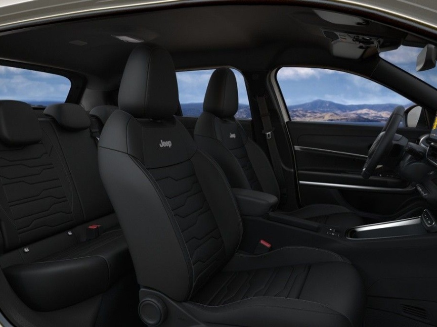 Jeep Avenger 1.2 T e-hybrid AT 145k 4xe Upland *180*