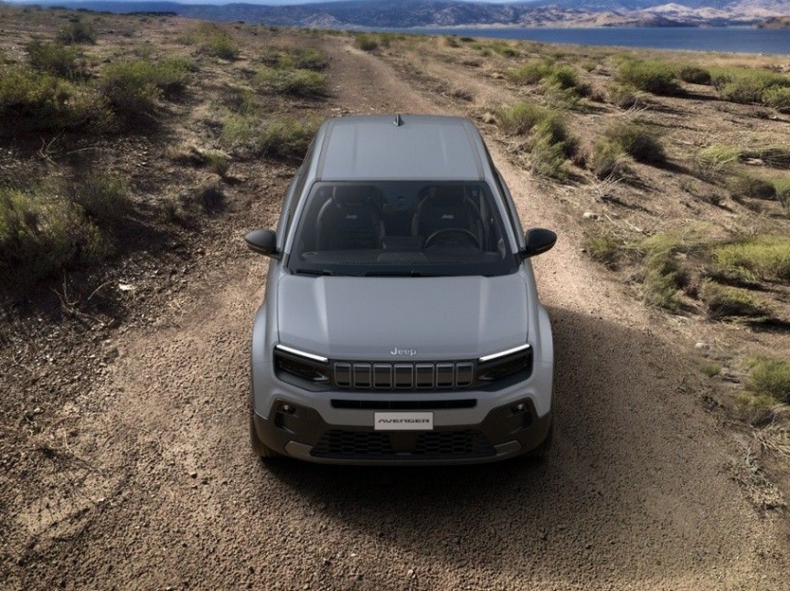Jeep Avenger 1.2 T e-Hybrid MT 100k Longitude *808*