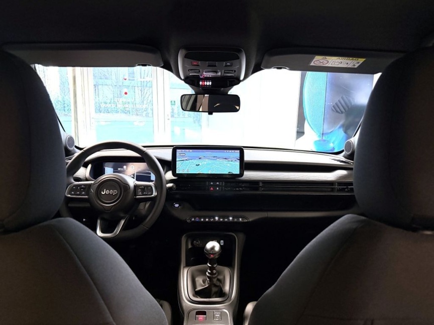 Jeep Avenger 1.2 T MT6 100k Longitude *374*