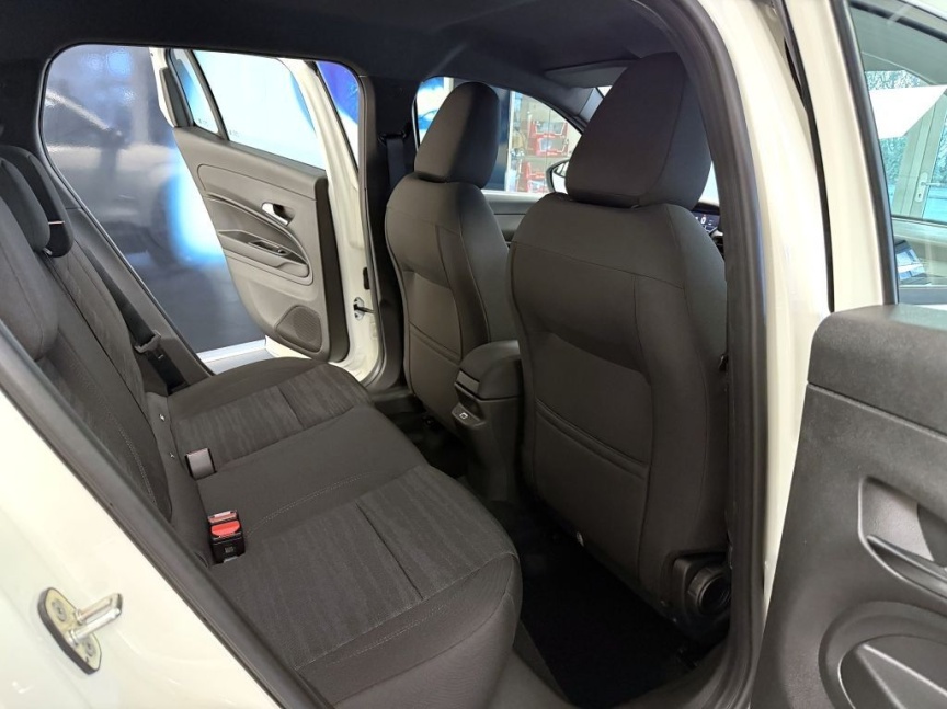 Jeep Avenger 1.2 T MT6 100k Longitude *374*