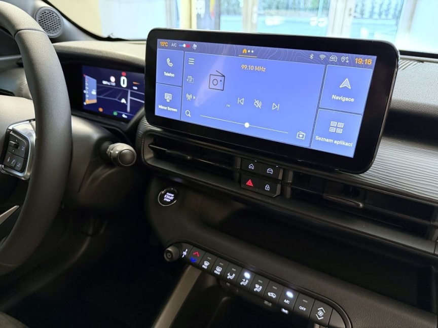 Jeep Avenger 1.2 T MT6 100k Longitude *374*