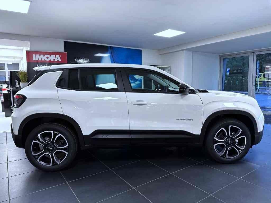 Jeep Avenger 1.2 Turbo 100k MT6 Altitude *249* ek