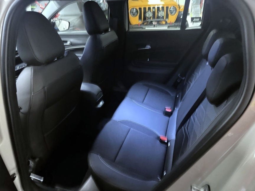 Jeep Avenger Electric Summit 54 kWh 156k *493*