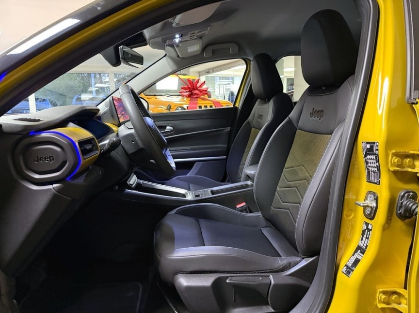 Jeep Avenger Electric Summit 54 kWh 156k