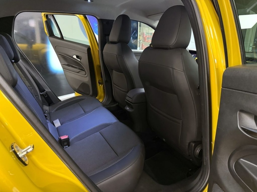 Jeep Avenger Electric Summit 54 kWh 156k