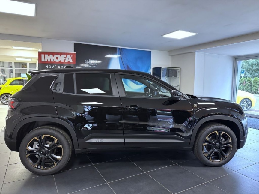 Jeep Avenger MY27 1.2 T e-hybrid AT 110k 85th Anniversary *803*