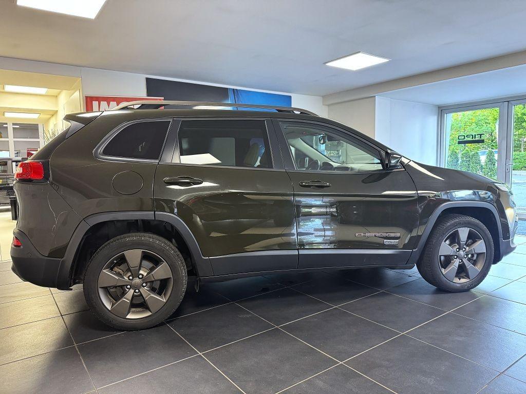Jeep Cherokee 2.2 MJD 9ATX 200k 4x4 75th Anniversary, reg. 08/2016