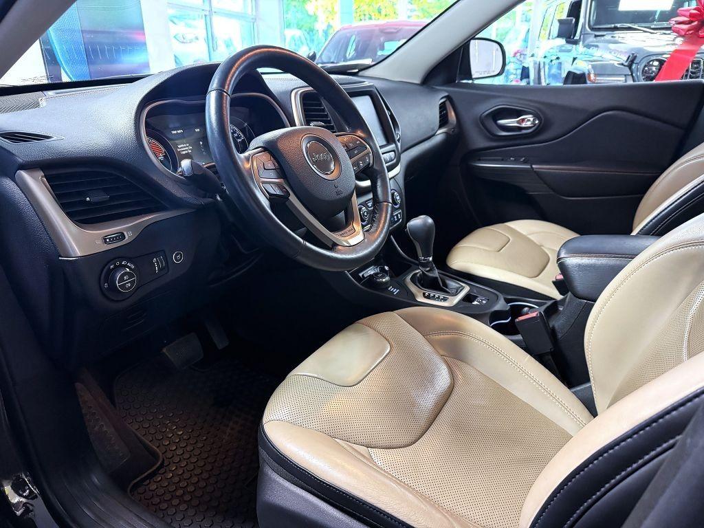 Jeep Cherokee 2.2 MJD 9ATX 200k 4x4 75th Anniversary, reg. 08/2016