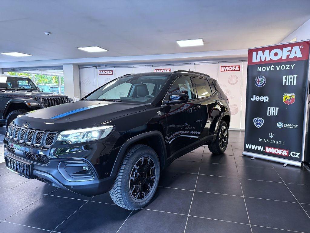 Jeep Compass 1.3 T 4xe eAWD AT PHEV 240k Trailhawk *659* e
