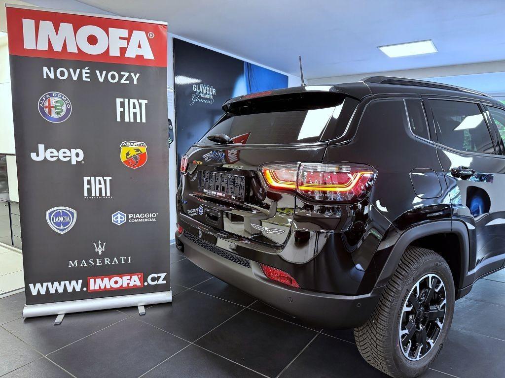 Jeep Compass 1.3 T 4xe eAWD AT PHEV 240k Trailhawk *659* e