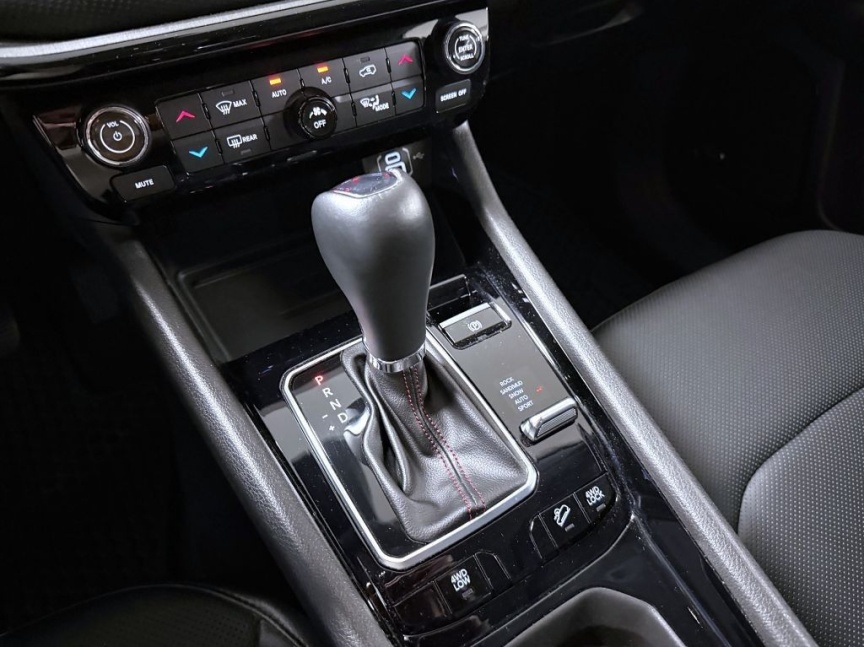 Jeep Compass 1.3 T 4xe eAWD AT PHEV 240k Trailhawk