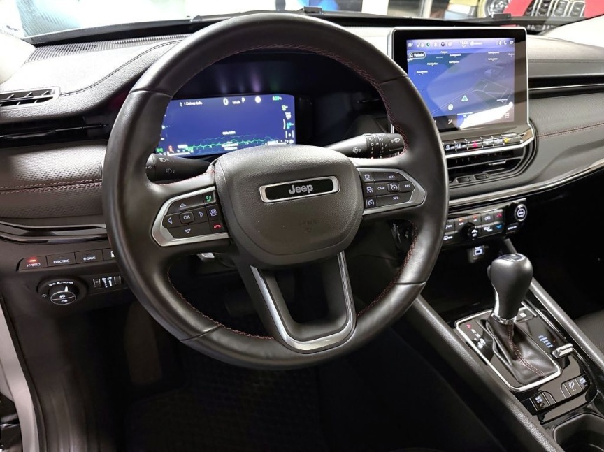 Jeep Compass 1.3 T 4xe eAWD AT PHEV 240k Trailhawk