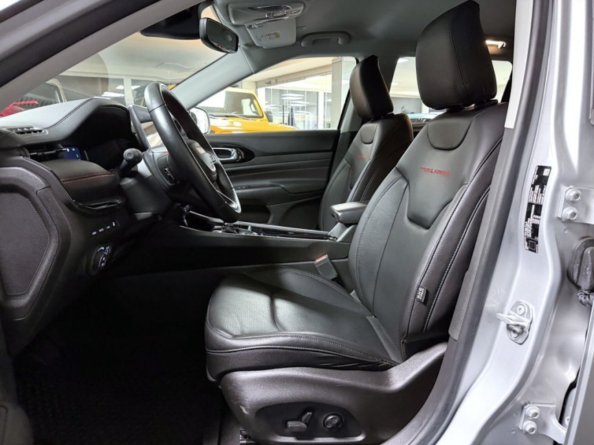 Jeep Compass 1.3 T 4xe eAWD AT PHEV 240k Trailhawk