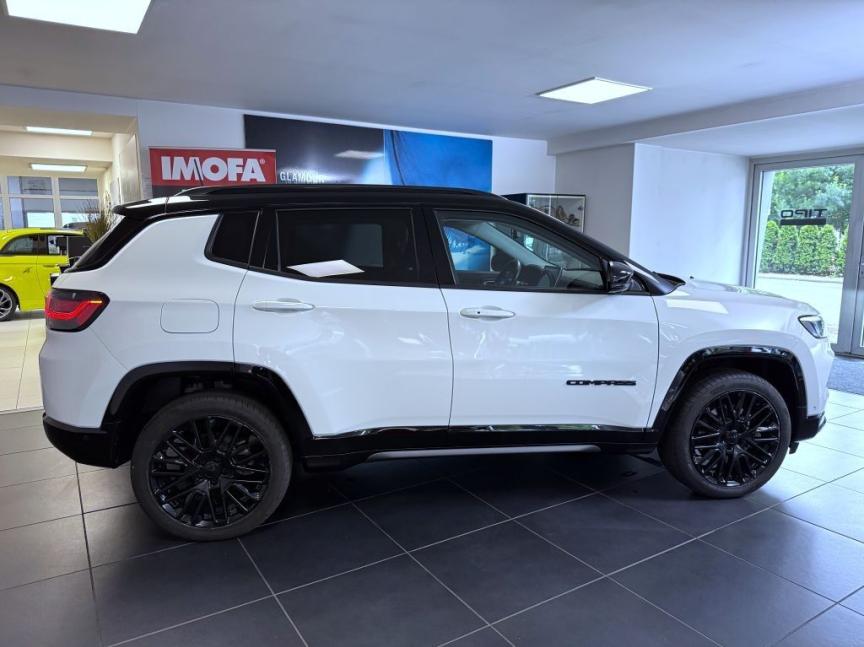 Jeep Compass 1,3 T PHEV Plug In 240k AT 4xE S LIMITED, reg. 08/2023
