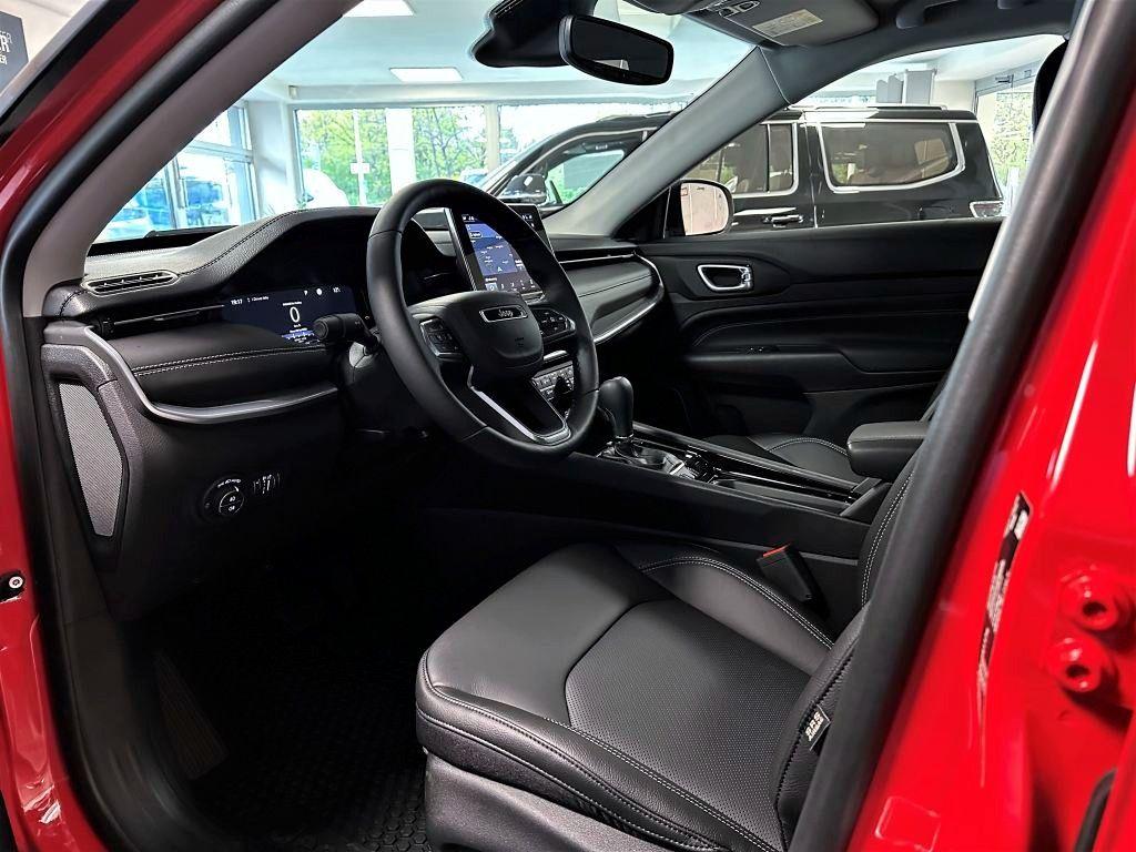 Jeep Compass 1,5 T e-hybrid 130k AT FWD S LIMITED *174* e