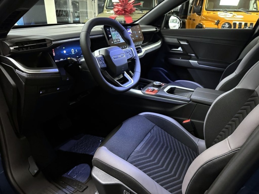 Jeep Compass NEW e-Hybrid 145k eDCT6 Altitude *510*