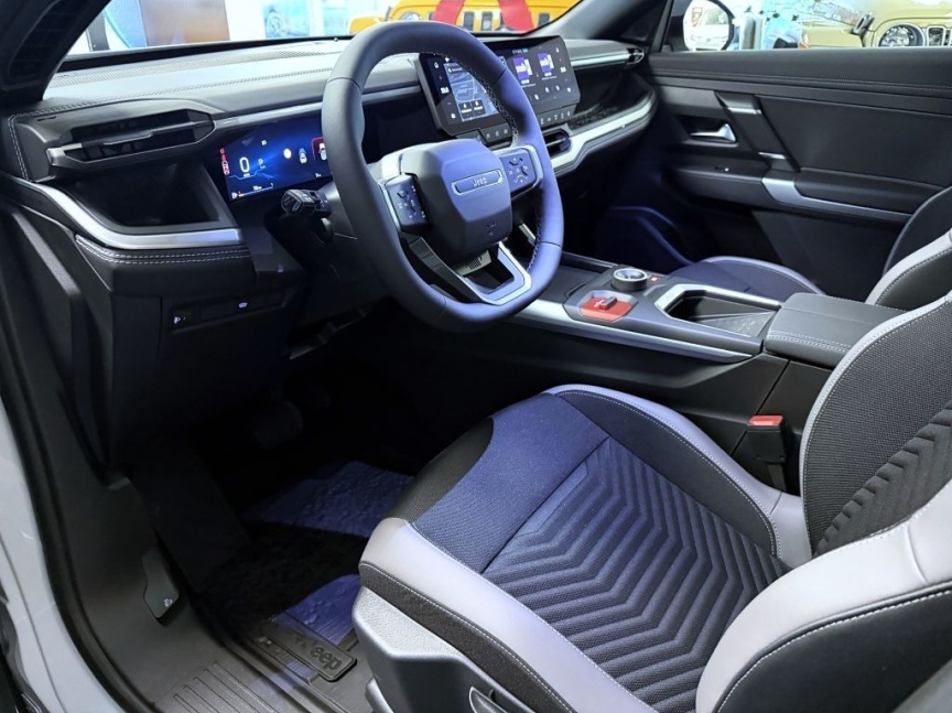 Jeep Compass NEW e-Hybrid 145k eDCT6 Altitude *784*