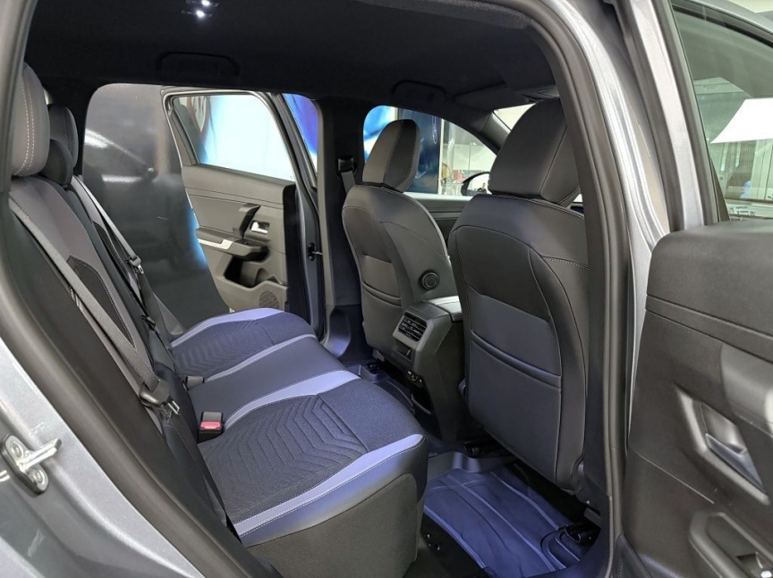 Jeep Compass NEW e-Hybrid 145k eDCT6 Altitude *890*