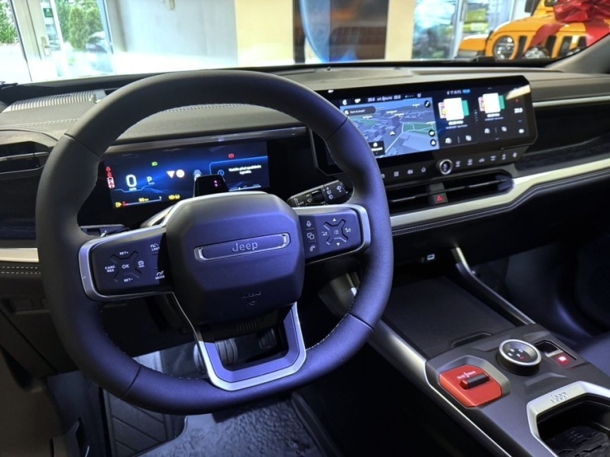 Jeep Compass NEW e-Hybrid 145k eDCT6 First Edition *541* e
