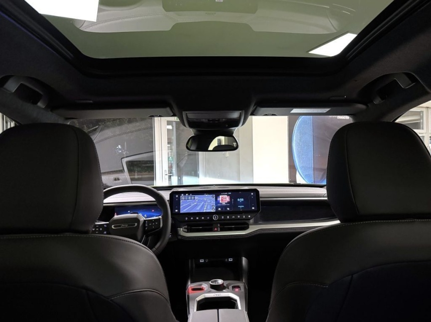 Jeep Compass NEW e-Hybrid 145k eDCT6 First Edition *550*
