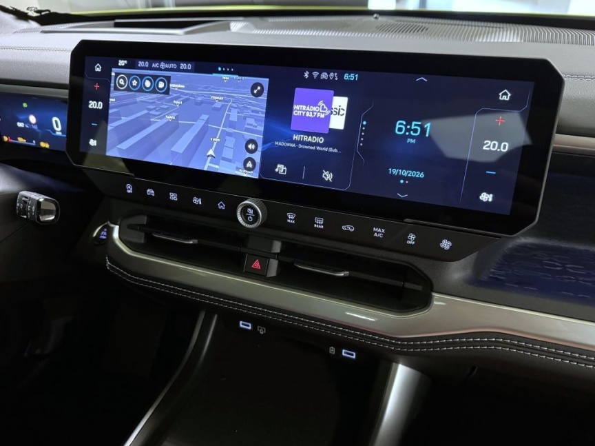 Jeep Compass NEW e-Hybrid 145k eDCT6 First Edition *550*