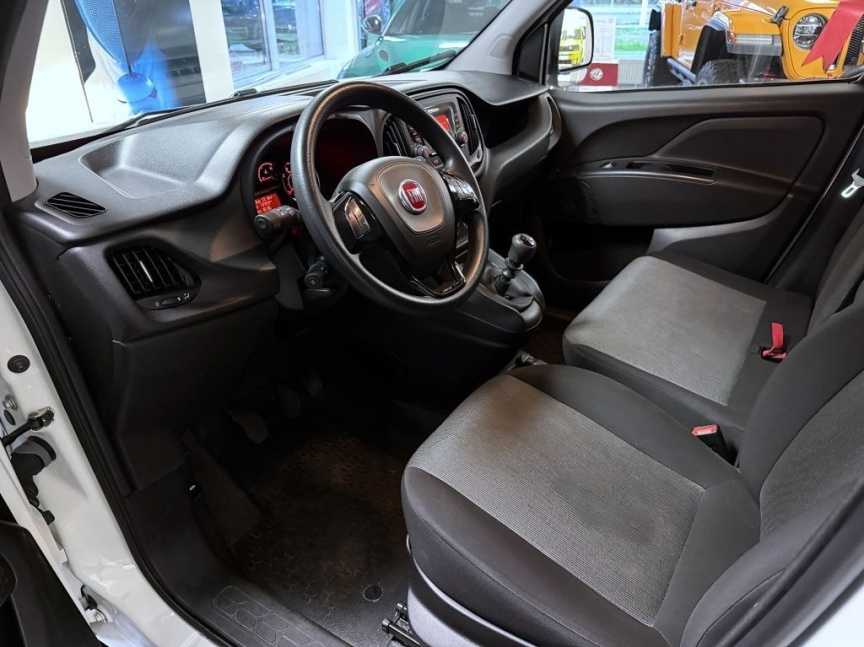 Fiat Professional Dobló cargo VAN L2H1 1.6 MTJ 105k SX