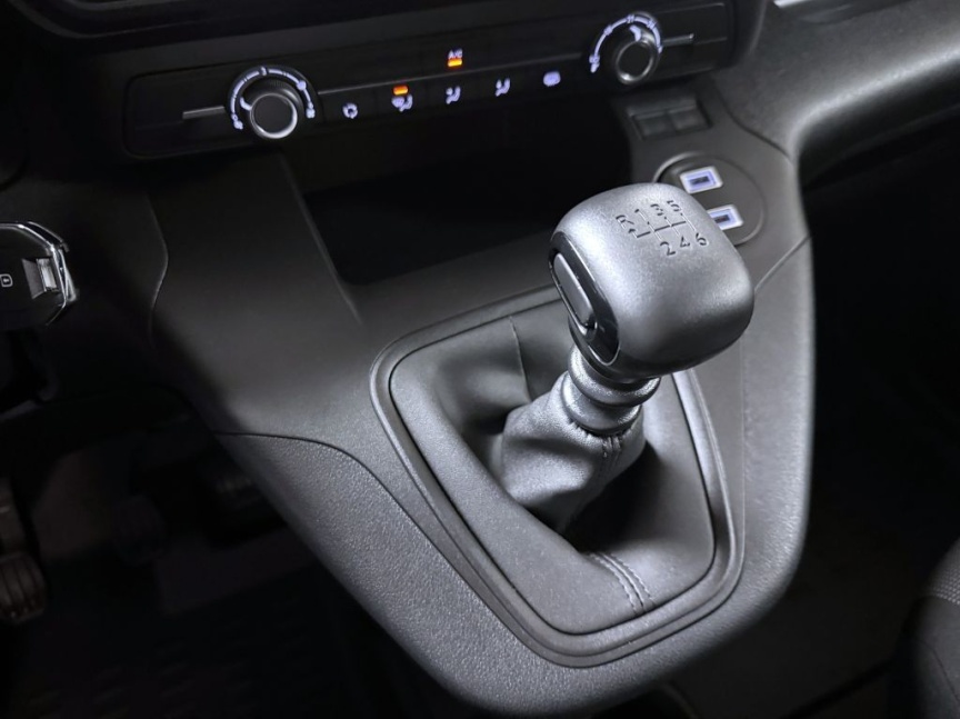 Fiat Professional Dobló 1,5 BlueHDI 100k polokombi L2 *1482*